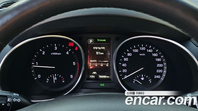 Hyundai Santafe 2016 — photo 11