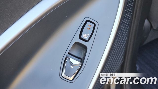 Hyundai Santafe 2016 — photo 25