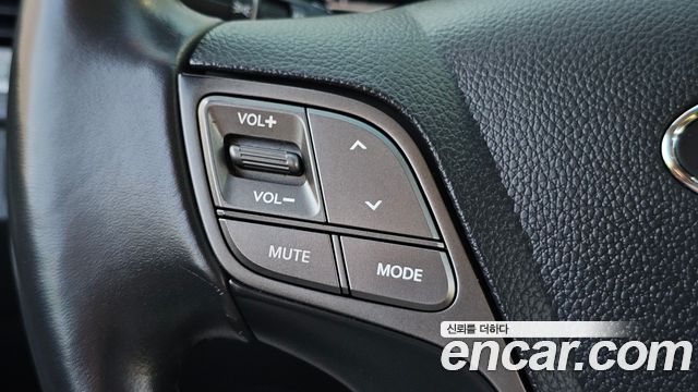 Hyundai Santafe 2016 — photo 27