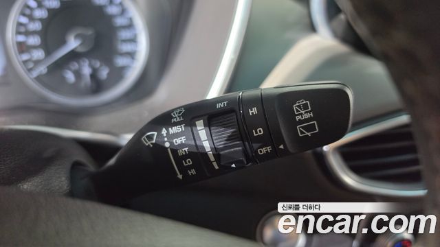 Hyundai Santafe 2020 — photo 37