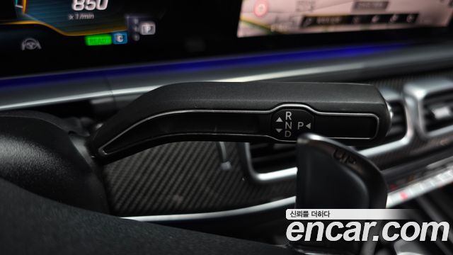 Mercedes-Benz GLE-Class 2022 — photo 12
