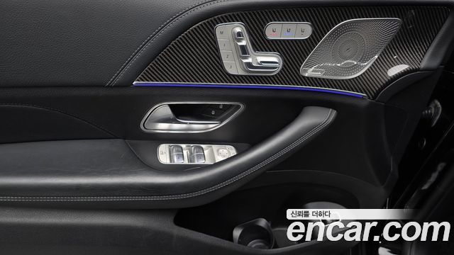 Mercedes-Benz GLE-Class 2022 — photo 24