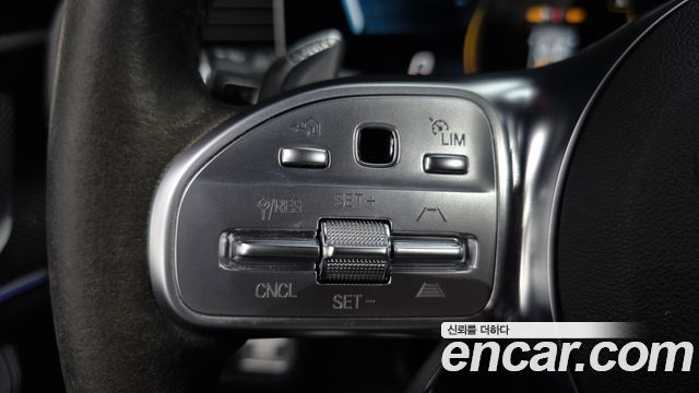 Mercedes-Benz GLE-Class 2022 — photo 33