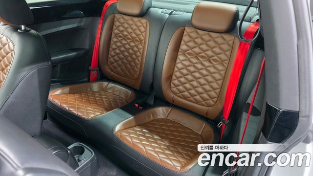 Volkswagen Beatle 2014 — photo 12