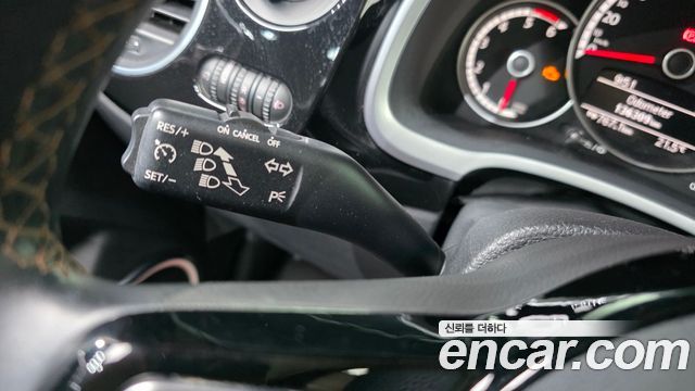 Volkswagen Beatle 2014 — photo 17