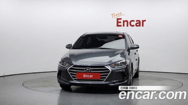 Hyundai AVANTE 2018 — photo 3