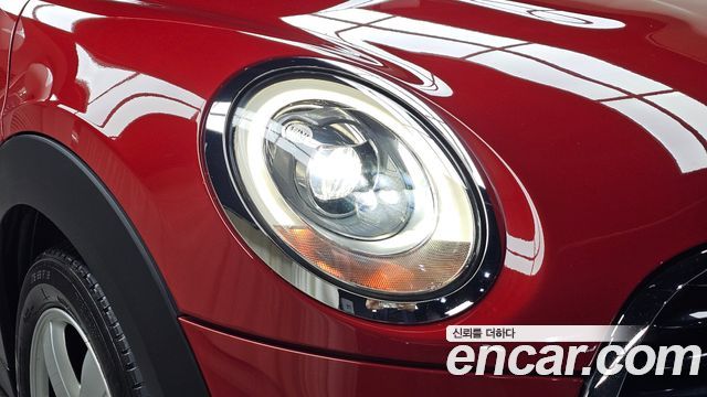 Mini Cooper 2018 — photo 8