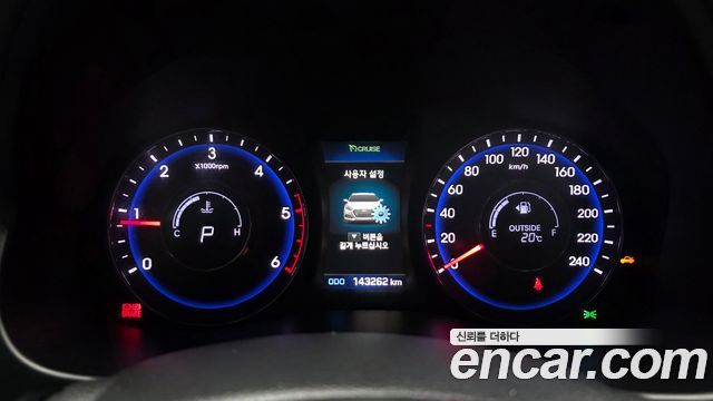 Hyundai i40 2016 — photo 8