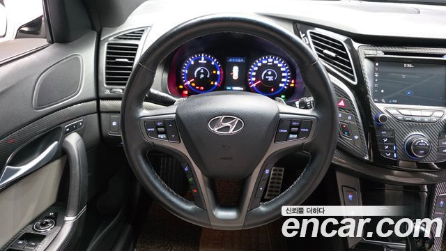 Hyundai i40 2016 — photo 13