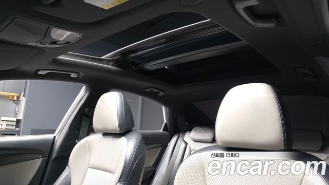 Hyundai i40 2016 — photo 19