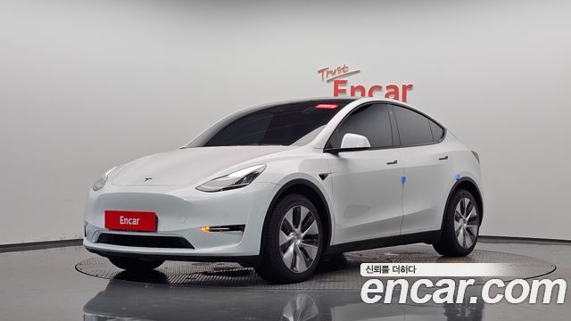 Tesla Model Y 2022 — photo 37
