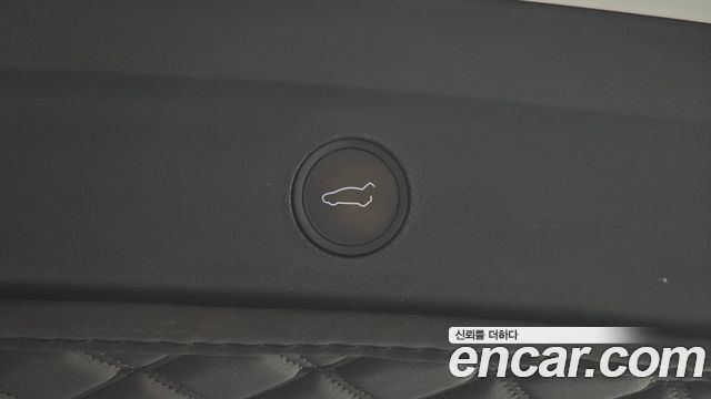 Tesla Model Y 2022 — photo 35