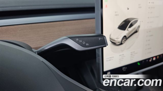 Tesla Model Y 2022 — photo 36
