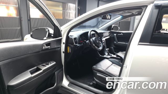 Kia Sportage 2019 — photo 10
