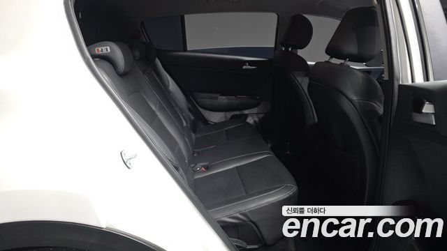 Kia Sportage 2019 — photo 12
