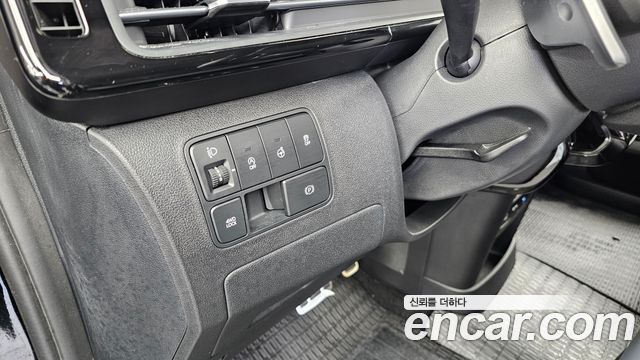 Hyundai Staria 2025 — photo 22