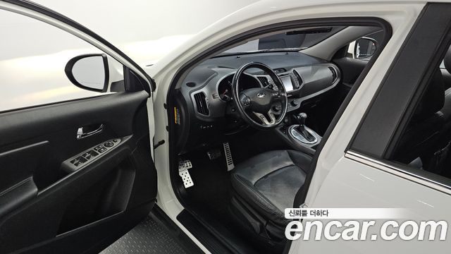 Kia Sportage 2015 — photo 17