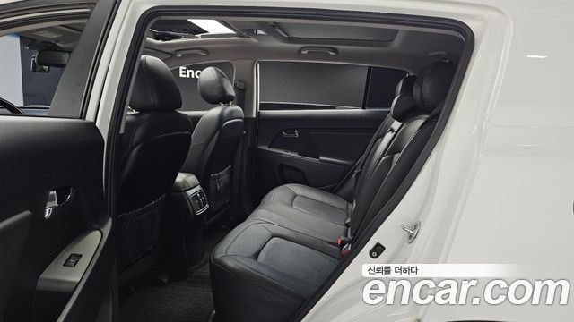 Kia Sportage 2015 — photo 18