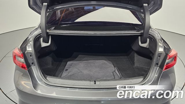 Renault Korea SM6 2019 — photo 20