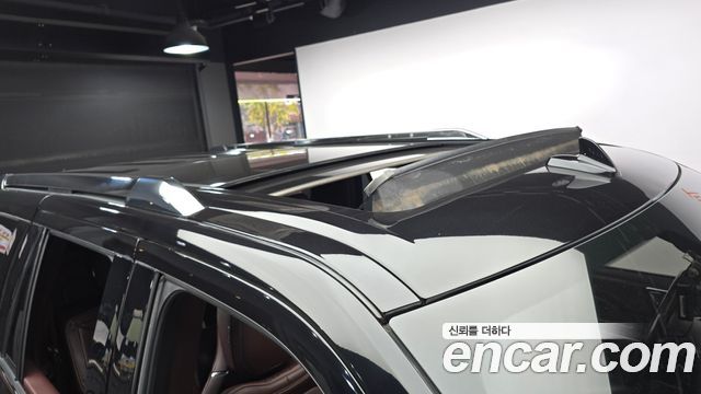 Lincoln Navigator 2021 — photo 23