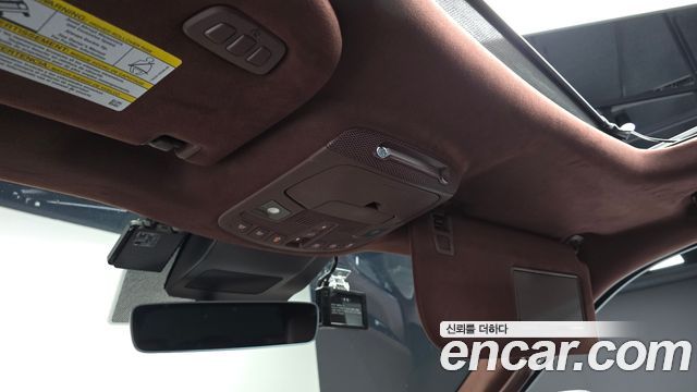 Lincoln Navigator 2021 — photo 28