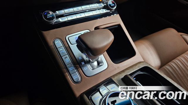 Genesis G90 2019 — photo 9