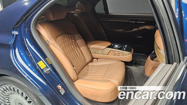 Genesis G90 2019 — photo 11