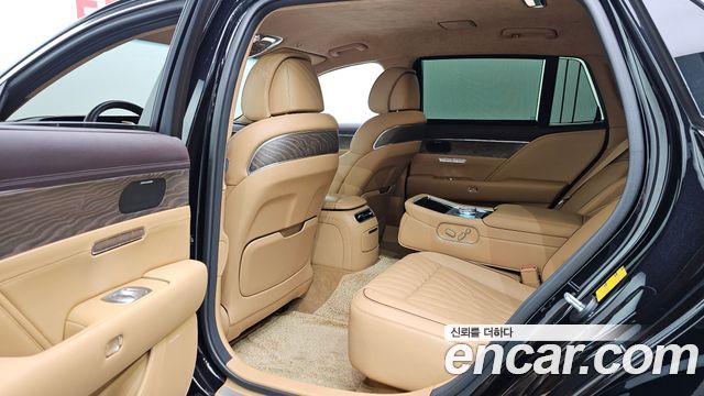 Genesis G90 2022 — photo 12