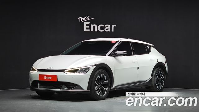 Kia EV6 2022 — photo 1