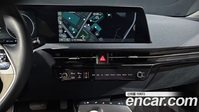 Kia EV6 2022 — photo 19