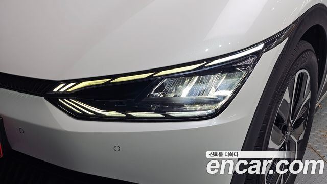 Kia EV6 2022 — photo 8