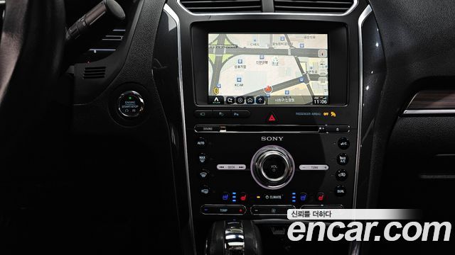 Ford Explorer 2018 — photo 20