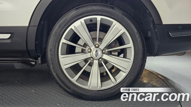 Ford Explorer 2018 — photo 7
