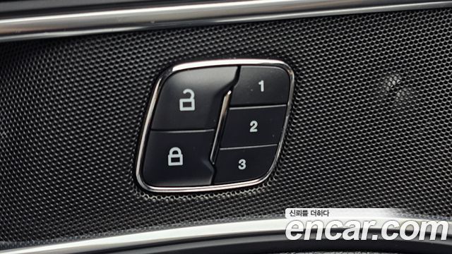 Ford Explorer 2018 — photo 33