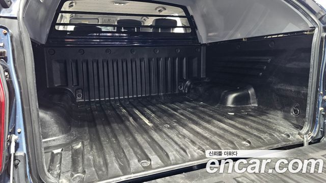 KG Mobility Rexton 2019 — photo 25