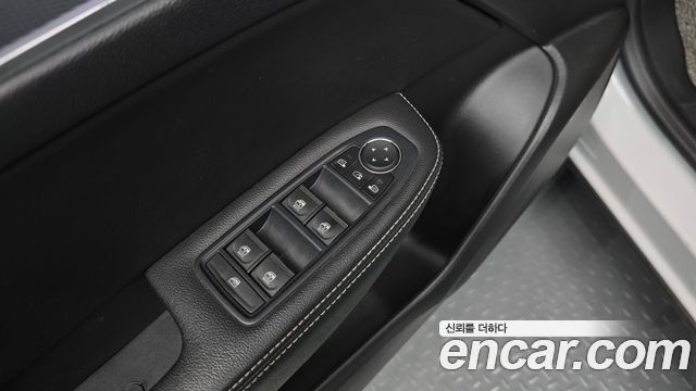 Renault Korea XM3 2023 — photo 21