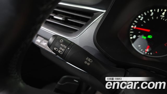 Renault Korea XM3 2023 — photo 28