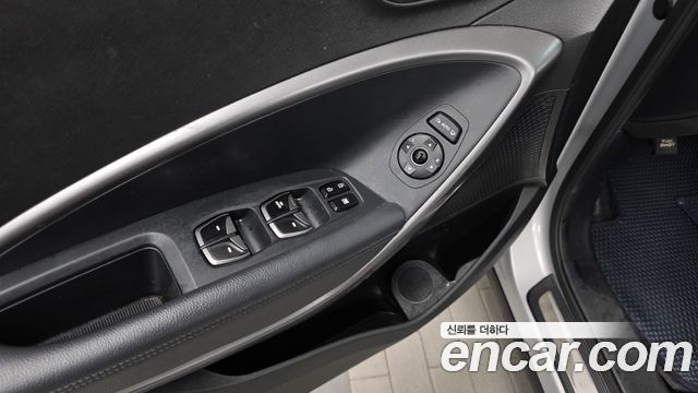 Hyundai Santafe 2014 — photo 27
