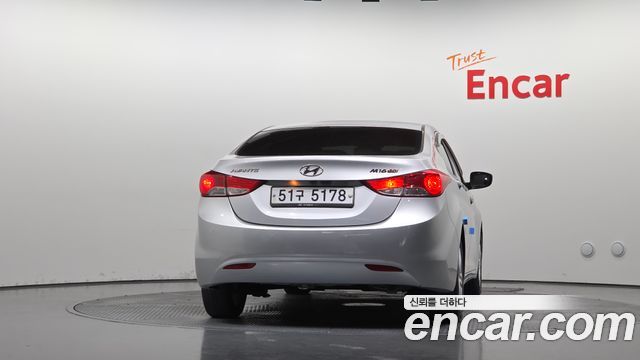 Hyundai AVANTE 2012 — photo 4
