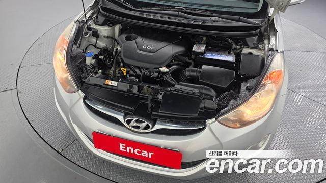 Hyundai AVANTE 2012 — photo 6