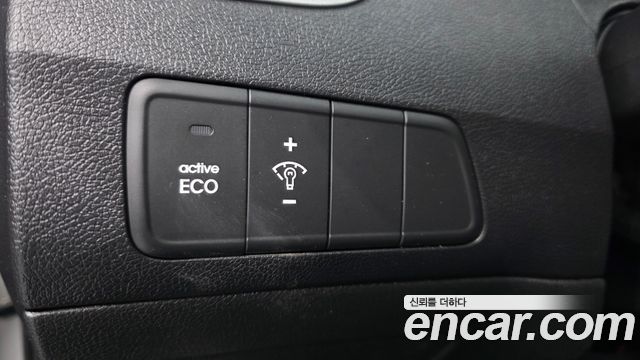 Hyundai AVANTE 2012 — photo 21