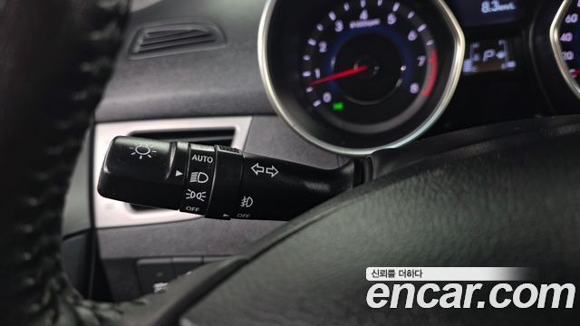 Hyundai AVANTE 2012 — photo 25