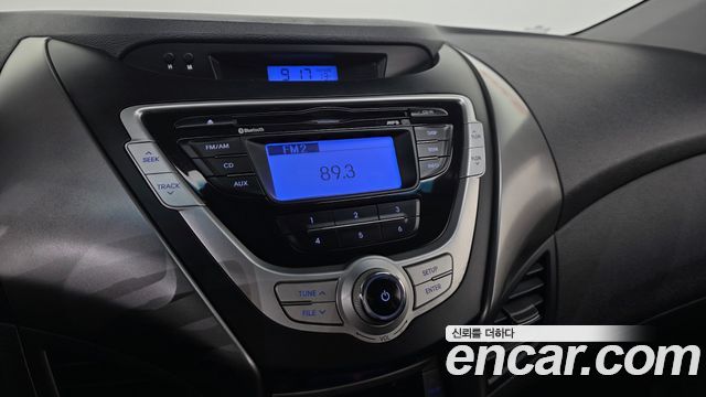 Hyundai AVANTE 2012 — photo 27