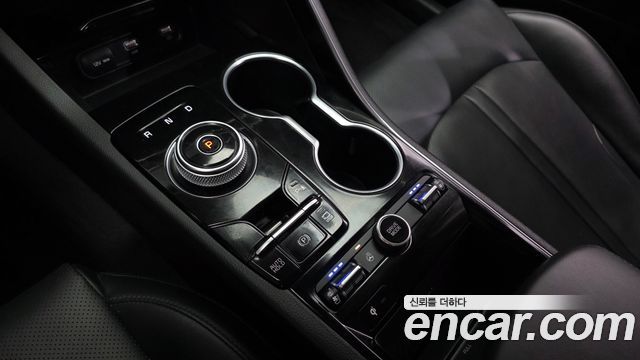 Kia K5 2022 — photo 12