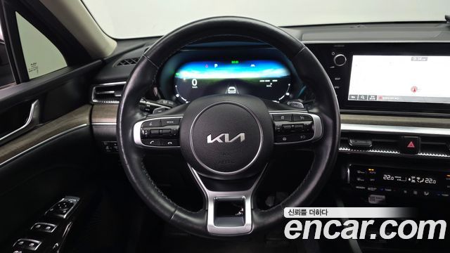 Kia K5 2022 — photo 19