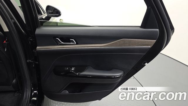 Kia K5 2022 — photo 15