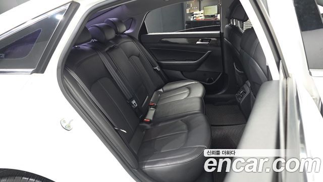 Hyundai Sonata 2015 — photo 18