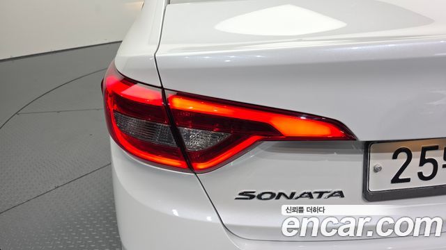 Hyundai Sonata 2015 — photo 9