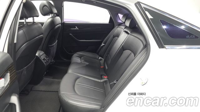 Hyundai Sonata 2015 — photo 16