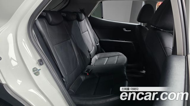 Kia Stonic 2019 — photo 18